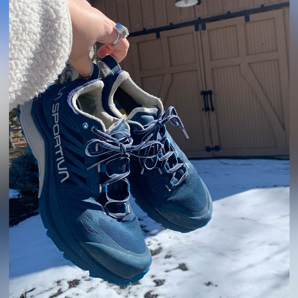 Women’s La Sportiva Jackal Trail Running Shoes